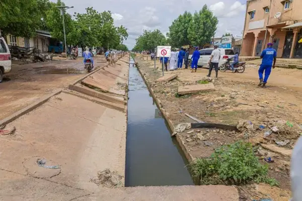 Canalisation réhabilitée à N'Djaména après travaux de curage.